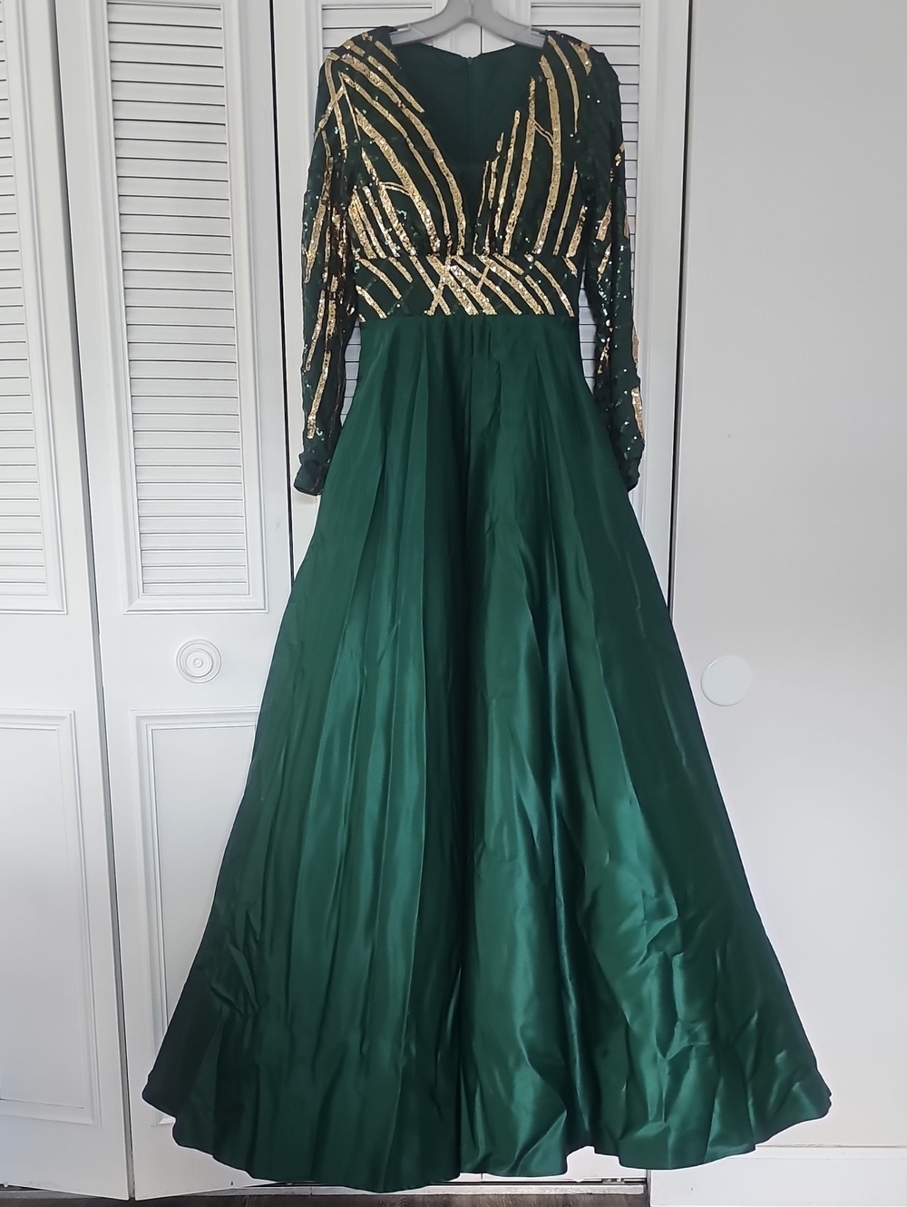 Elegant Green and Gold Sequined Evening Gown